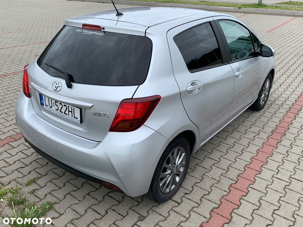Toyota Yaris 1.33 Premium - 8