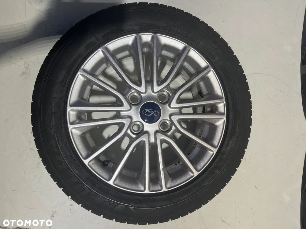 Felga aluminiowa +OPONA Ford FIESTA 6.0" x 15" 4x108 ET 47,5 - 1