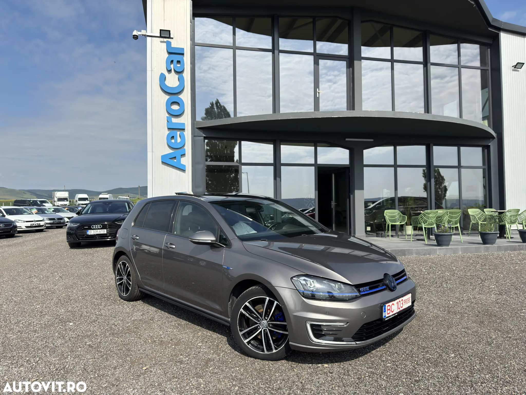 Volkswagen Golf GTE - 8