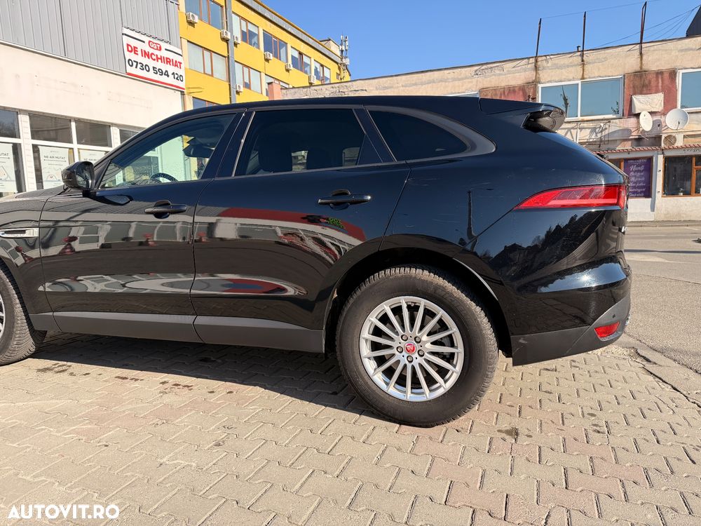 Jaguar F-Pace 20d AWD Aut. Pure - 8