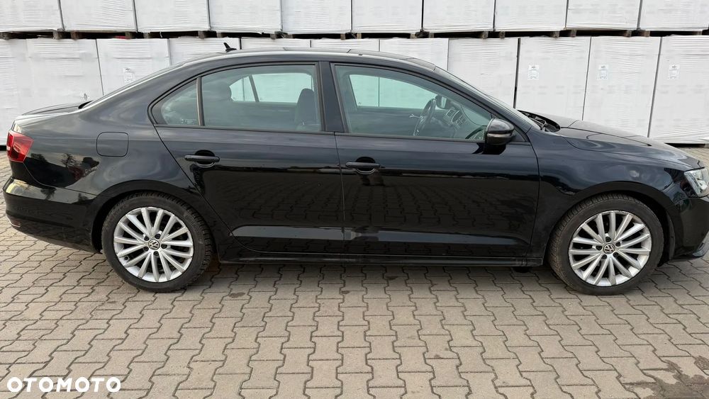Volkswagen Jetta 2.0 TDI DPF BMT Comfortline - 9