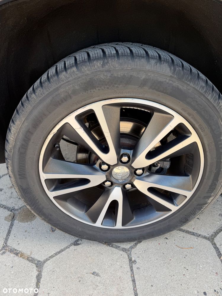Jeep Grand Cherokee - 12