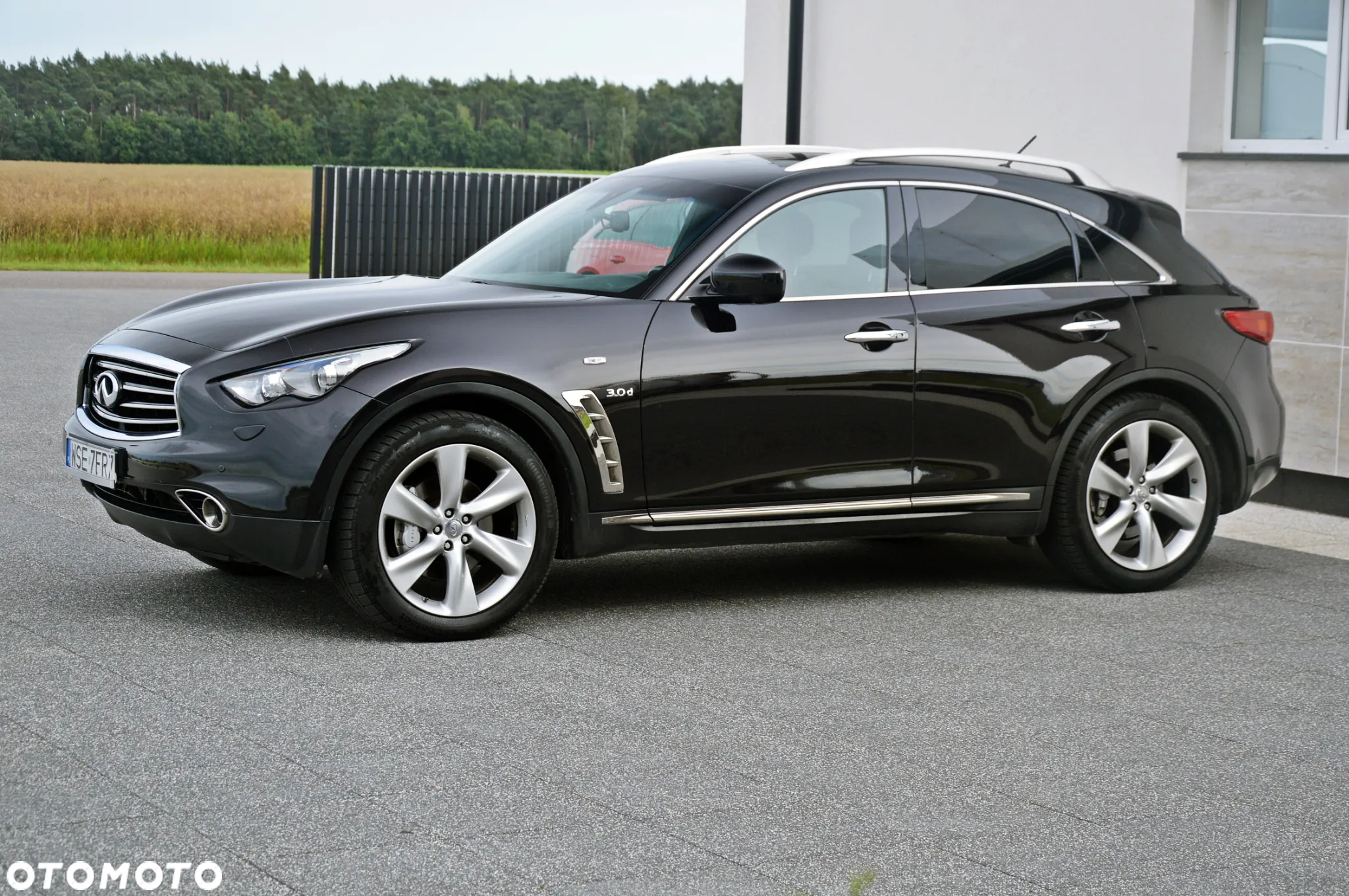 Infiniti QX70 3.0d S Premium - 8
