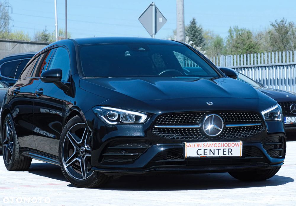 Mercedes-Benz CLA 180 7G-DCT AMG Line - 1