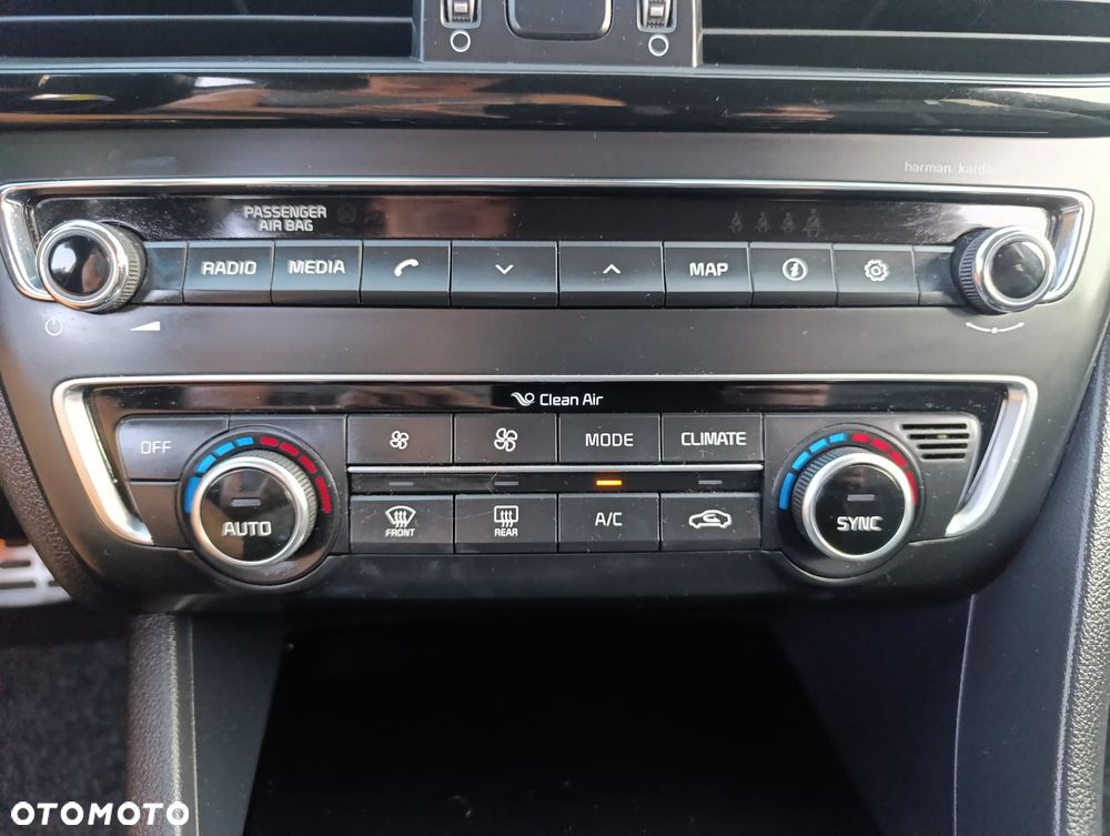 Kia Optima 1.7 CRDI XL DCT - 36