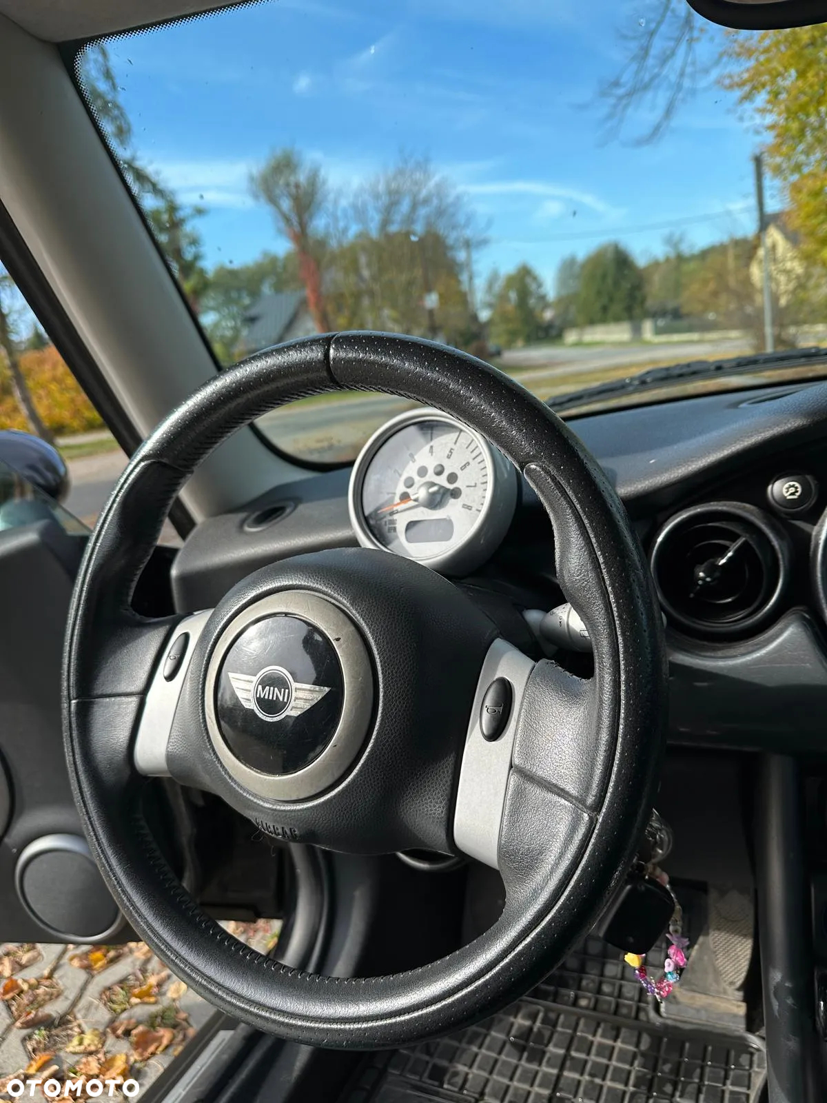 MINI ONE Standard - 5