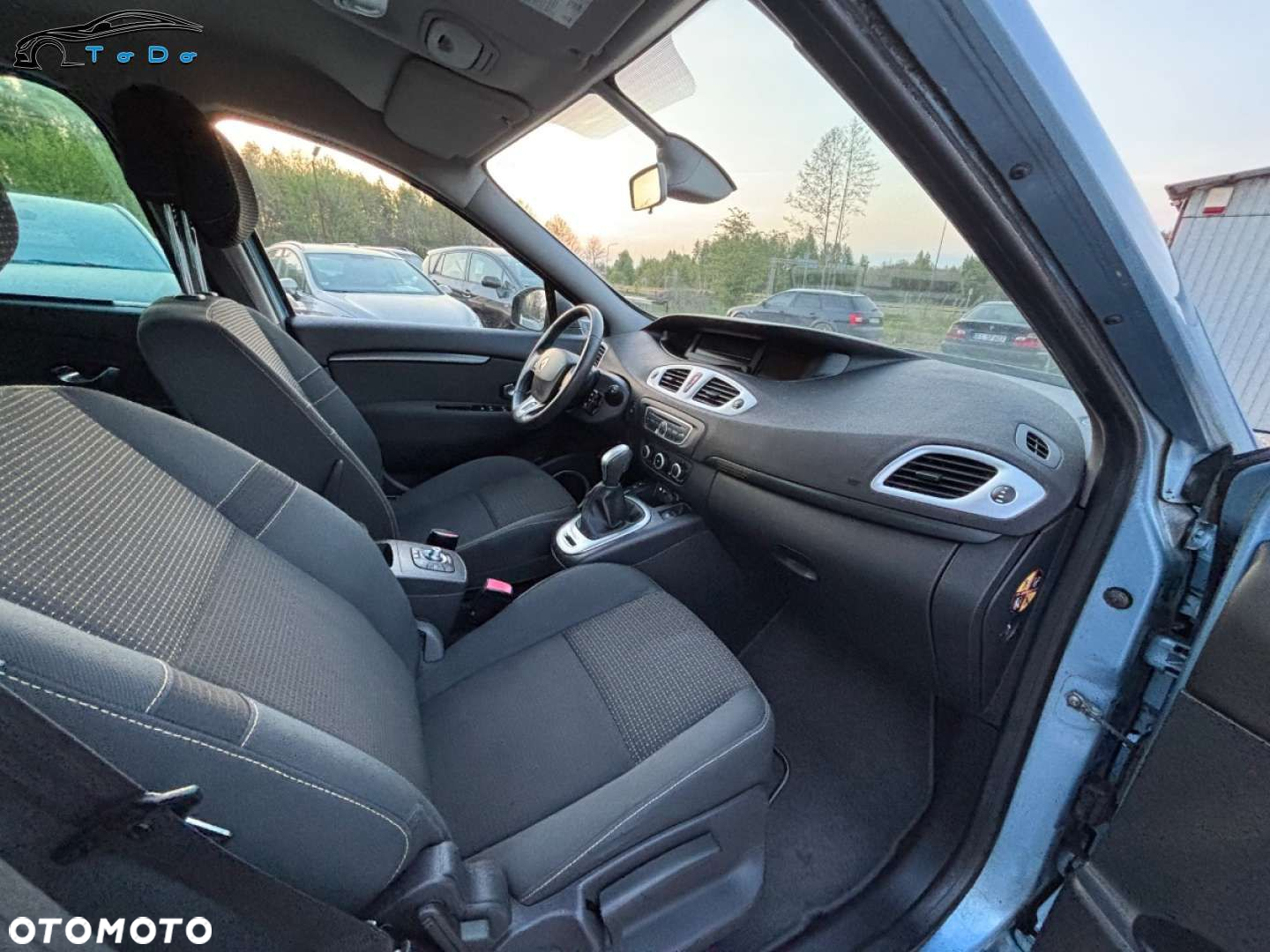 Renault Scenic 2.0 16V Privilege CVT Euro5 - 21