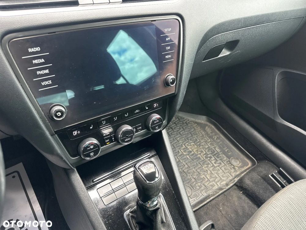 Skoda Octavia 2.0 TDI SCR Style DSG - 29