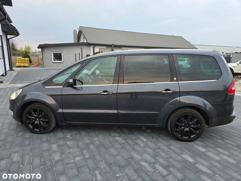 Ford Galaxy 2.0 TDCi Ghia - 17