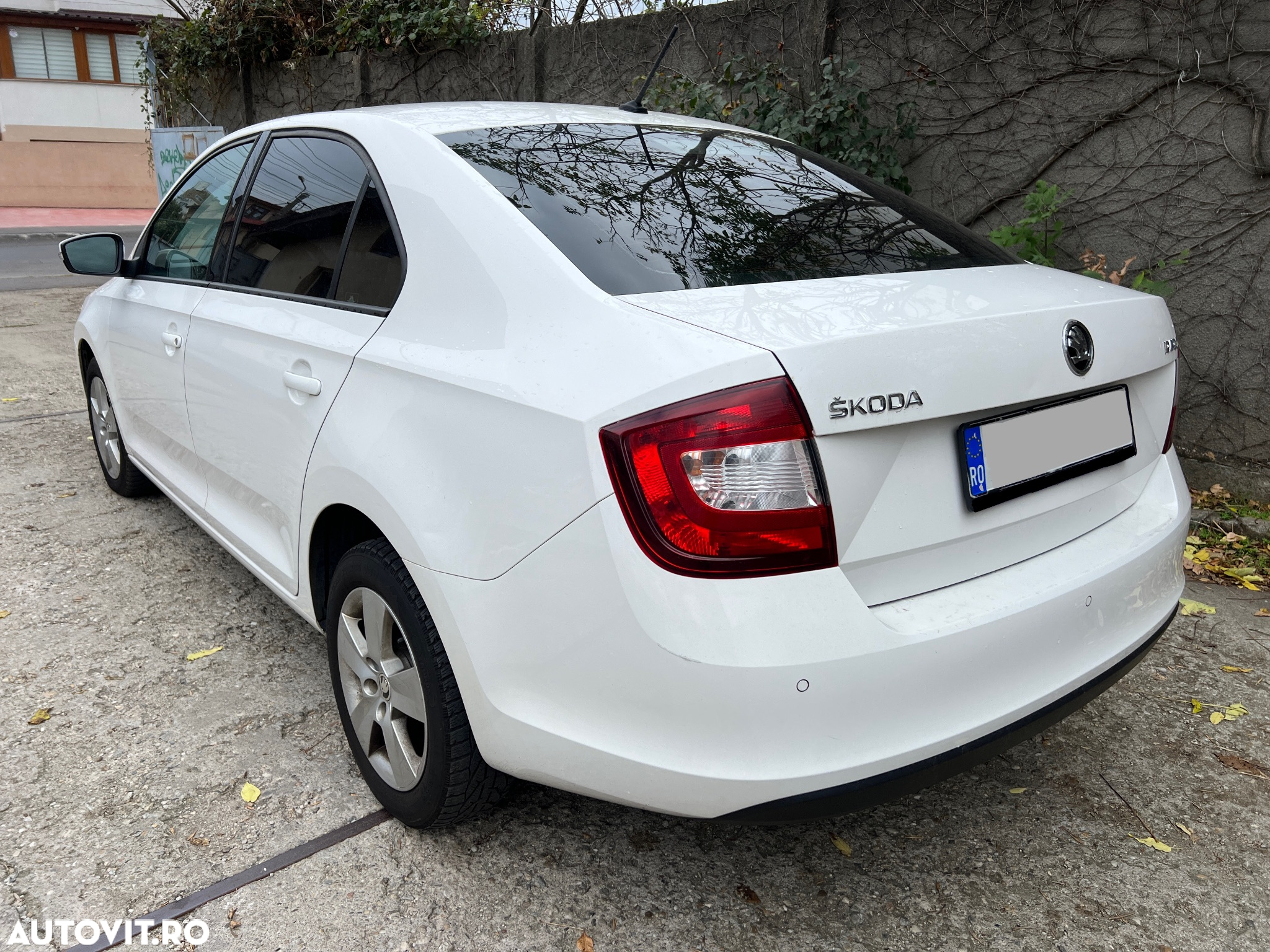 Skoda RAPID 1.6 TDI Style - 11