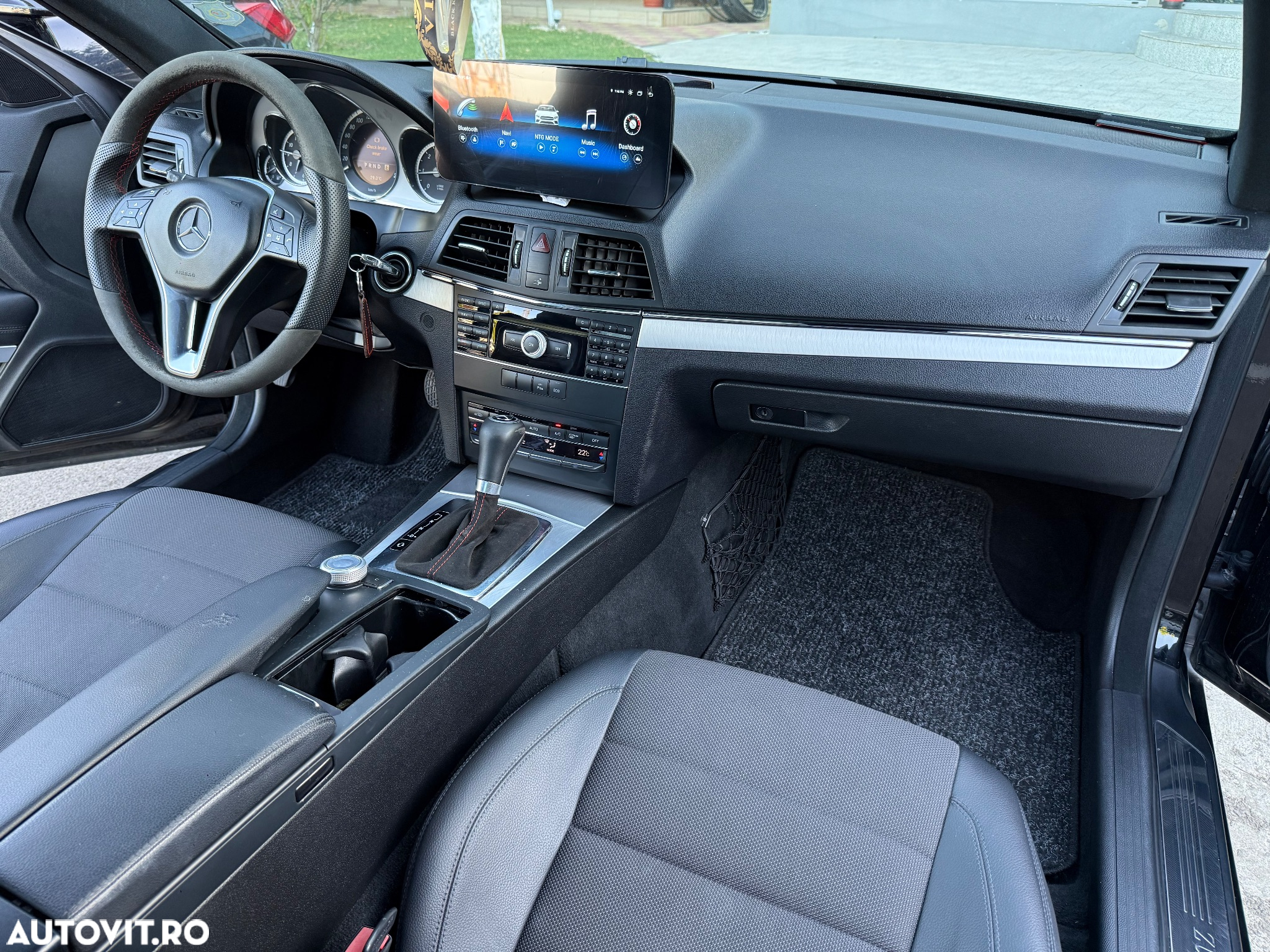 Mercedes-Benz E 220 CDI Coupe 7G-TRONIC - 37