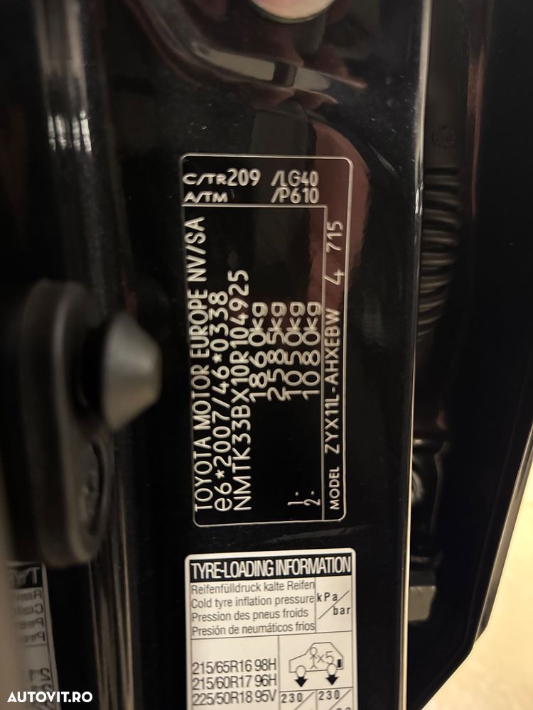 Toyota C-HR Lounge - 23