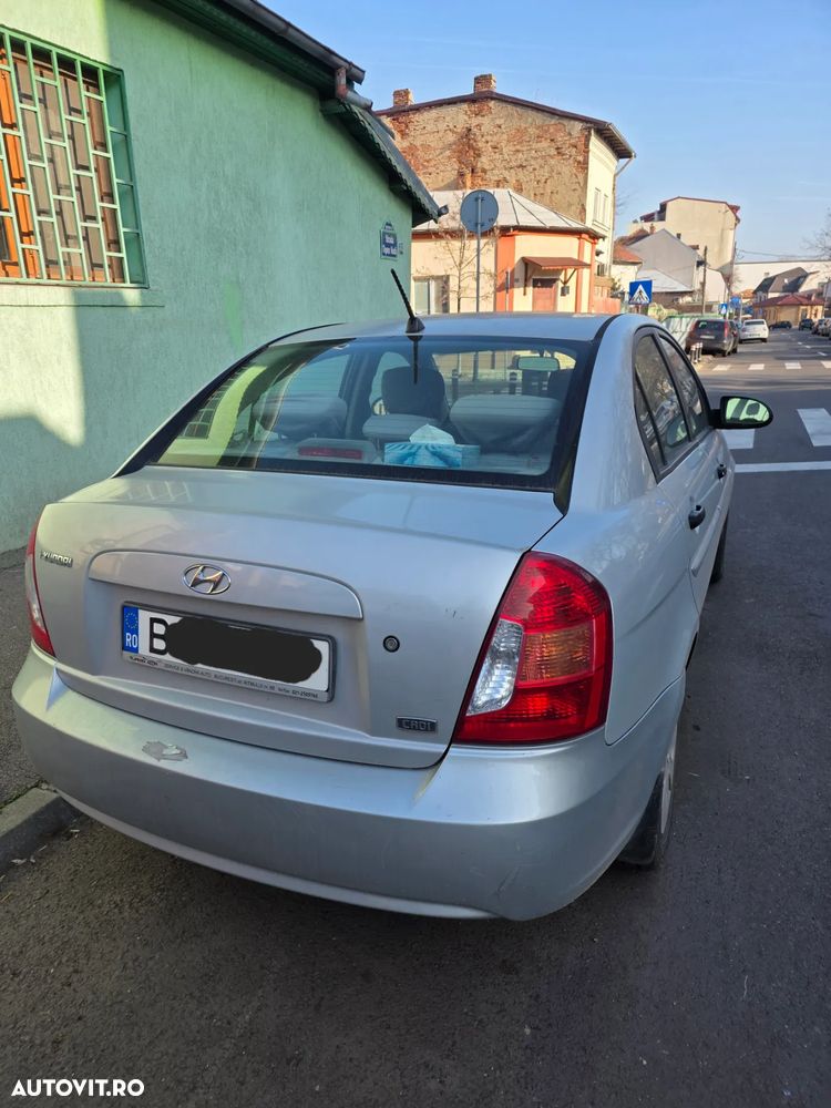 Hyundai Accent MC 1.5 CRDI GL - 8
