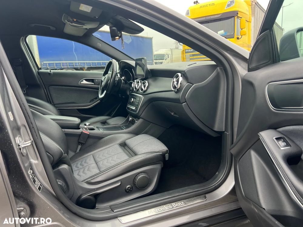 Mercedes-Benz GLA 200 d 7G-DCT UrbanStyle Edition - 17