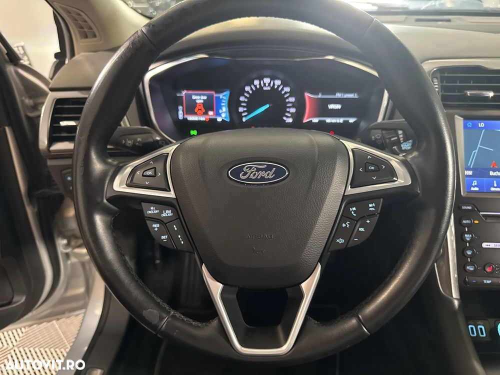 Ford Mondeo - 17