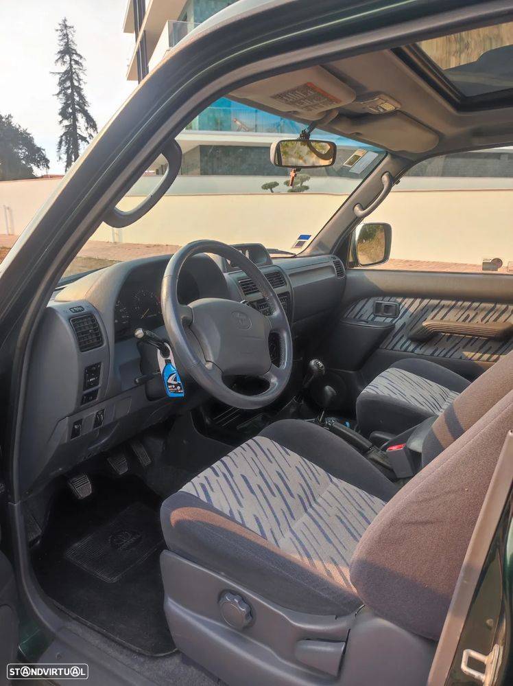 Toyota Land Cruiser 3.0 TD Pack 2 - 6