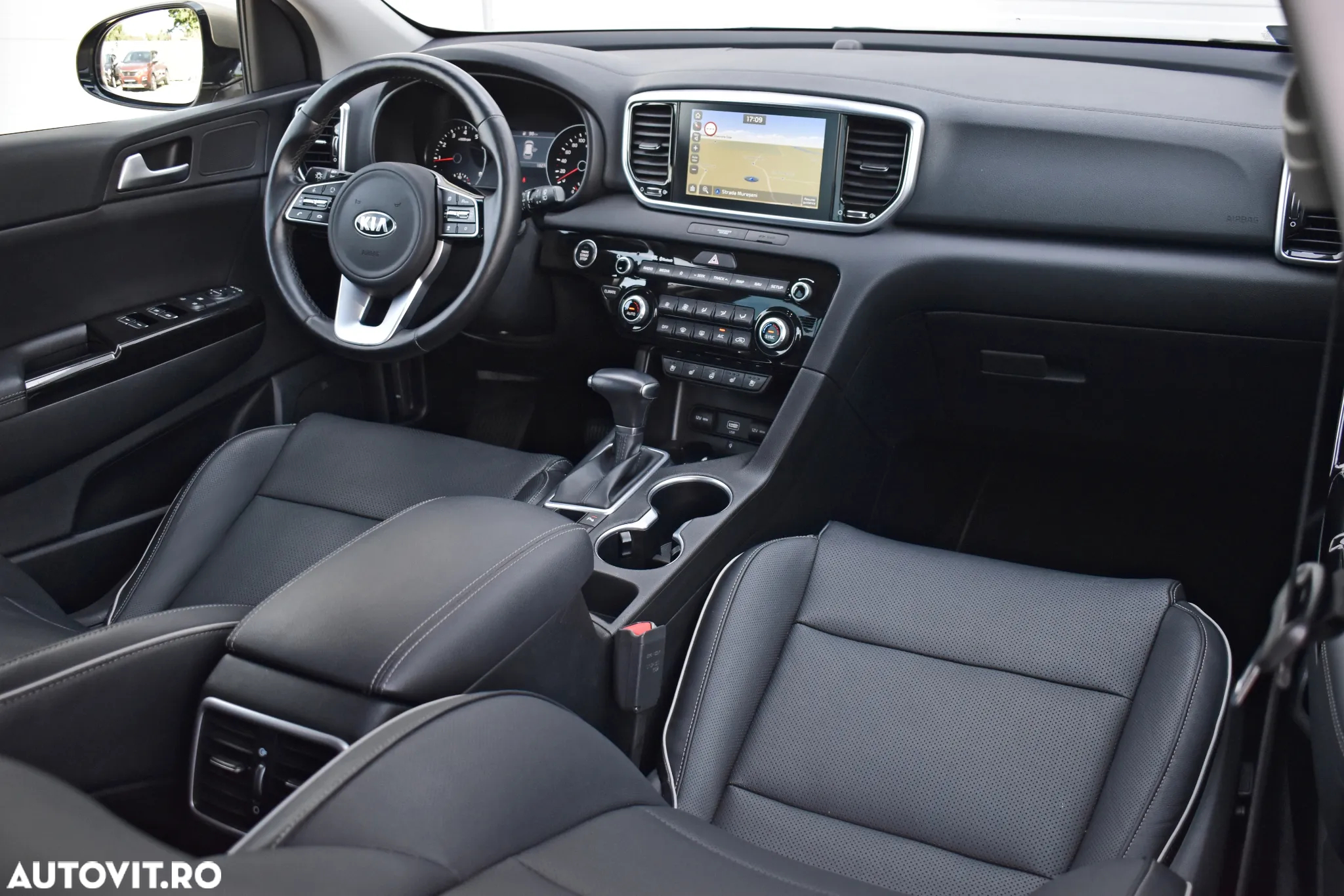 Kia Sportage - 16