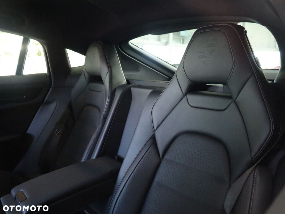 Porsche Panamera - 19