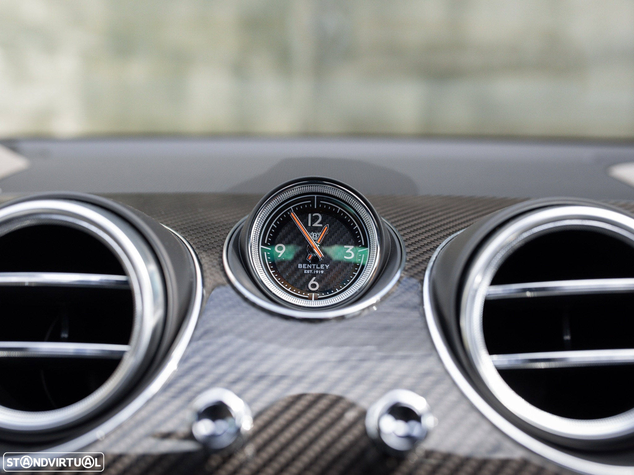 Bentley Bentayga V8 - 47