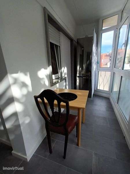 Apartamento T2 mobilado - Grande imagem: 2/6