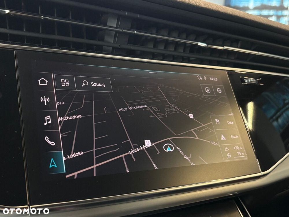 Audi Q8 - 23