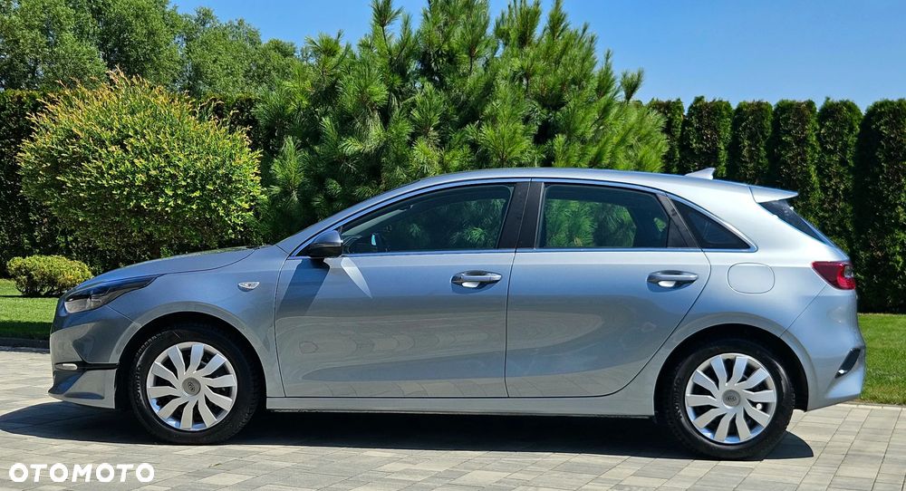 Kia Ceed - 12