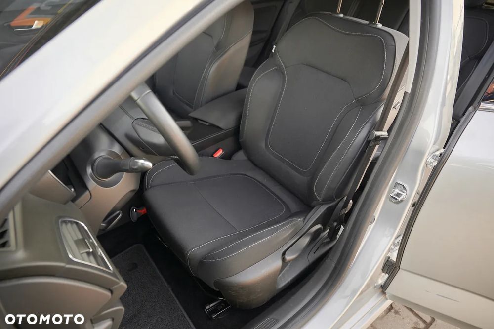 Renault Megane 1.3 TCe FAP Intens - 10