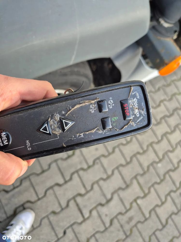 Volvo FL 240 4X2 / 18 EP / CHŁODNIA / SKAB / MITSUBISHI / 2 KOMORY / MOŻLIWOŚĆ USUNIĘCIA ŚCIANEK / 1 WŁ / NIE PICOWANY / OKAZJA! / MODEL 2017 / EURO 6 - 36