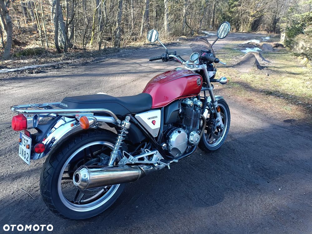 Honda CB - 4