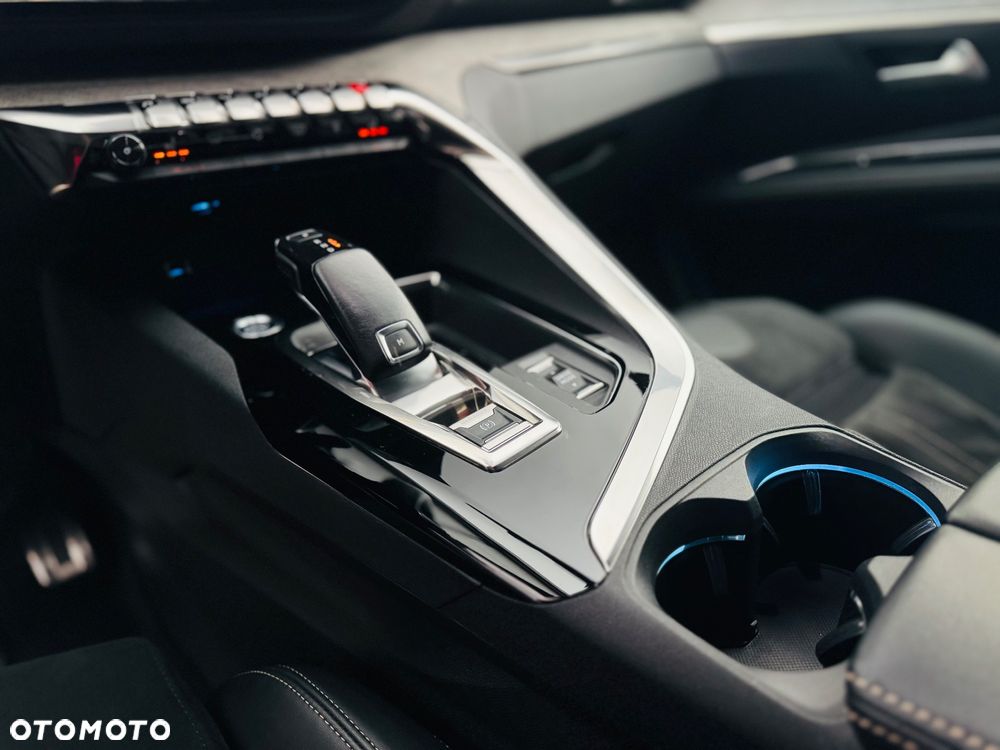 Peugeot 3008 BlueHDi 130 Stop & Start EAT8 GT Pack - 37