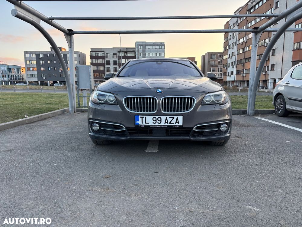 BMW Seria 5 530d xDrive Aut. Luxury Line - 2