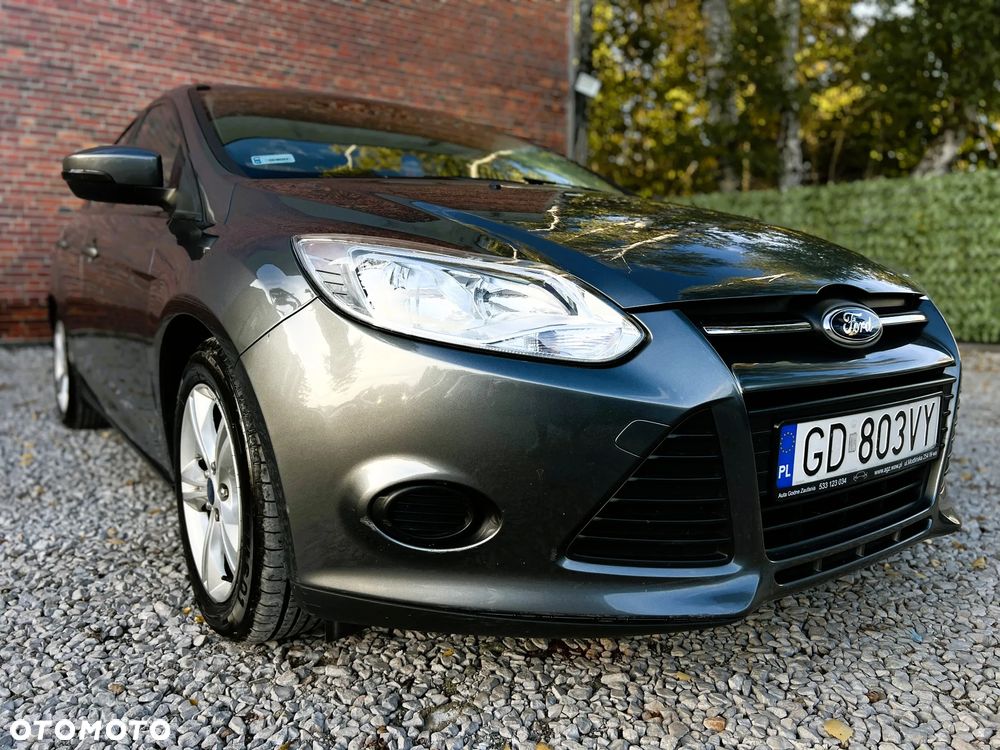 Ford Focus - 36