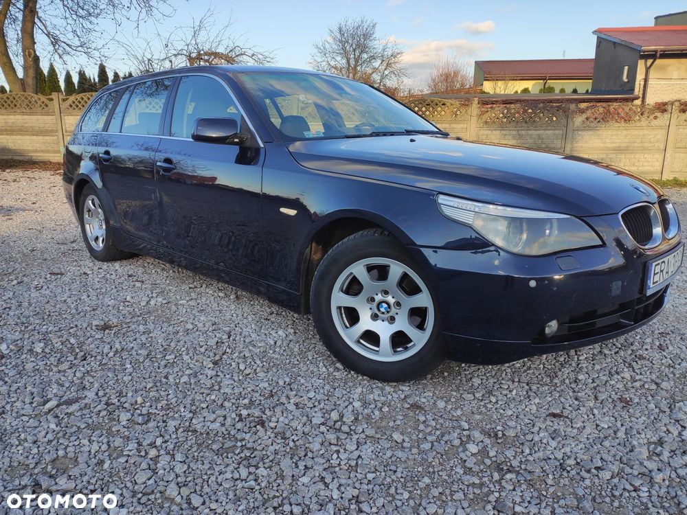 BMW Seria 5 525i Touring - 1