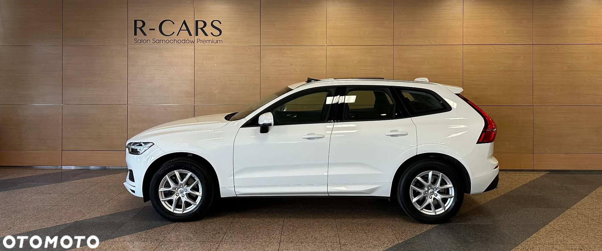 Volvo XC 60 T5 AWD Momentum - 5