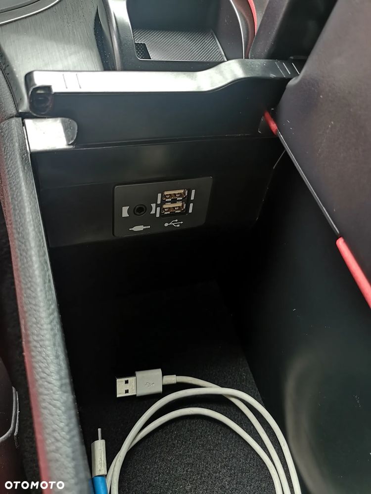 Lexus UX - 23