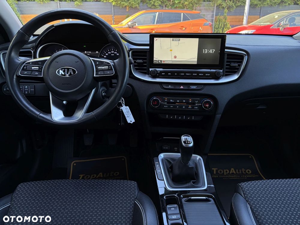 Kia XCeed 1.0 T-GDI L Business Line - 36