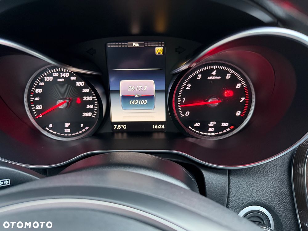 Mercedes-Benz Klasa C 200 Avantgarde - 21