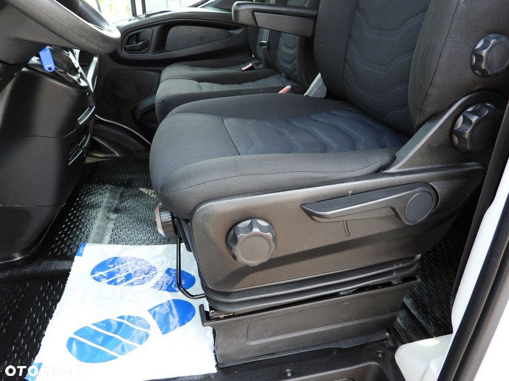 Iveco DAILY 35S12 SKRZYNIA PODWÓJNA KABINA DOKA 7 MIEJSC KLIMATYZACJA  120KM - 23