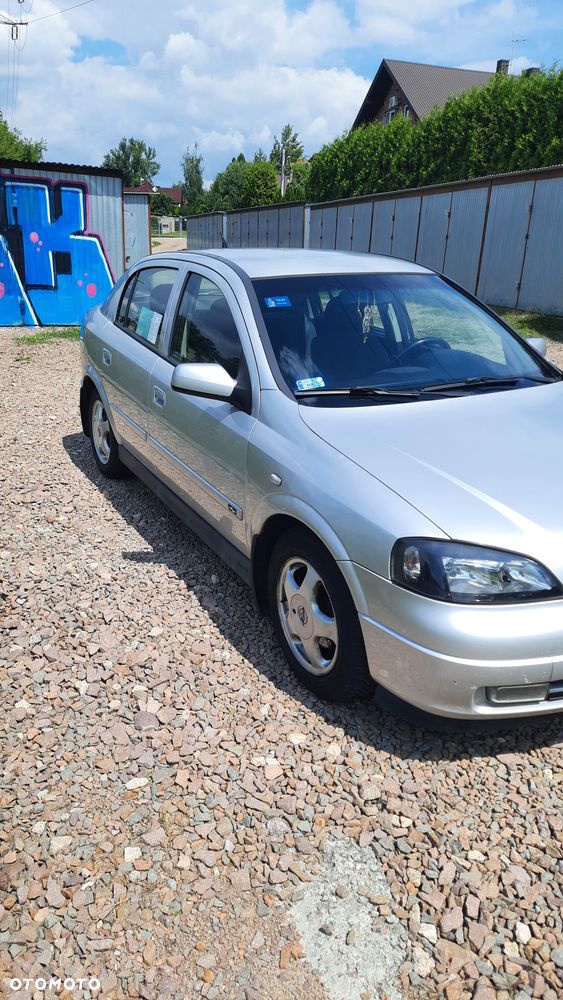 Opel Astra 1.6 - 2