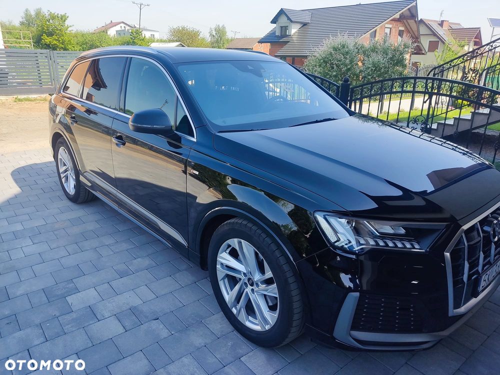 Audi Q7 - 1
