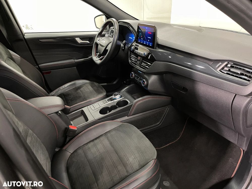 Ford Kuga 2.5 Duratec FHEV 4x4 ST-LINE X - 10