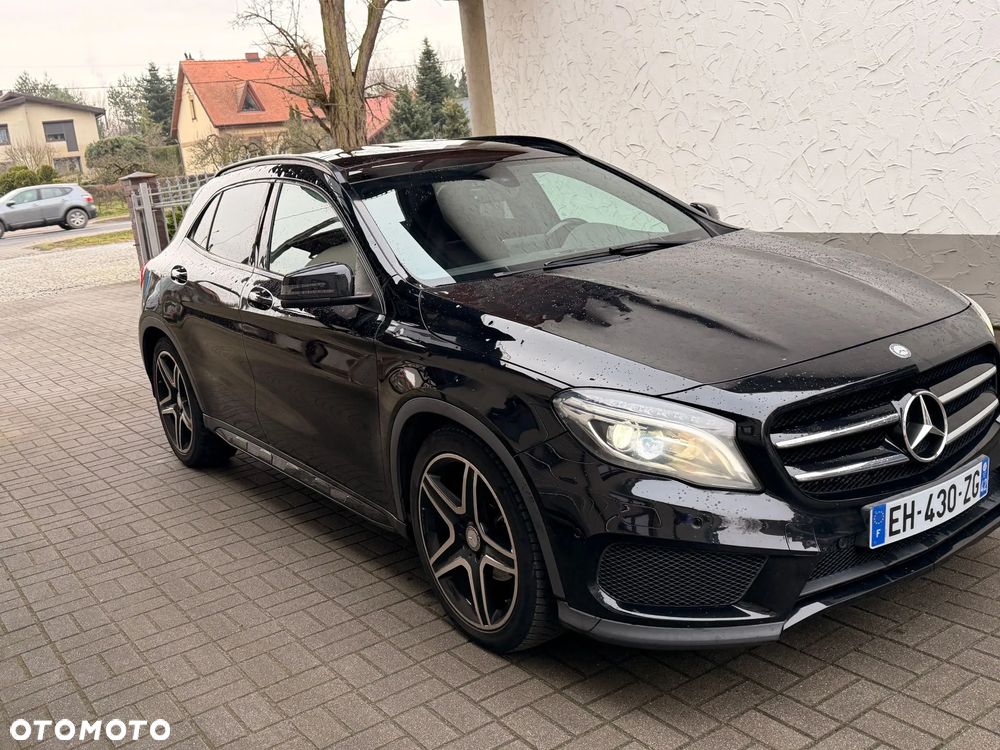 Mercedes-Benz GLA 200 (CDI) d 4Matic 7G-DCT AMG Line - 2