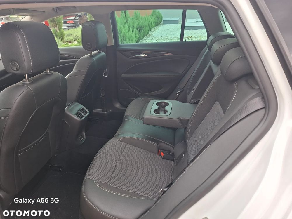Opel Insignia 2.0 BiTurbo D 4x4 Automatik Business Innovation - 28
