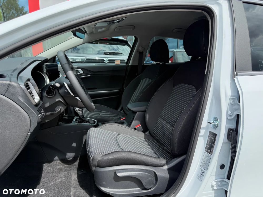 Kia XCeed 1.6 T-GDI M DCT - 14
