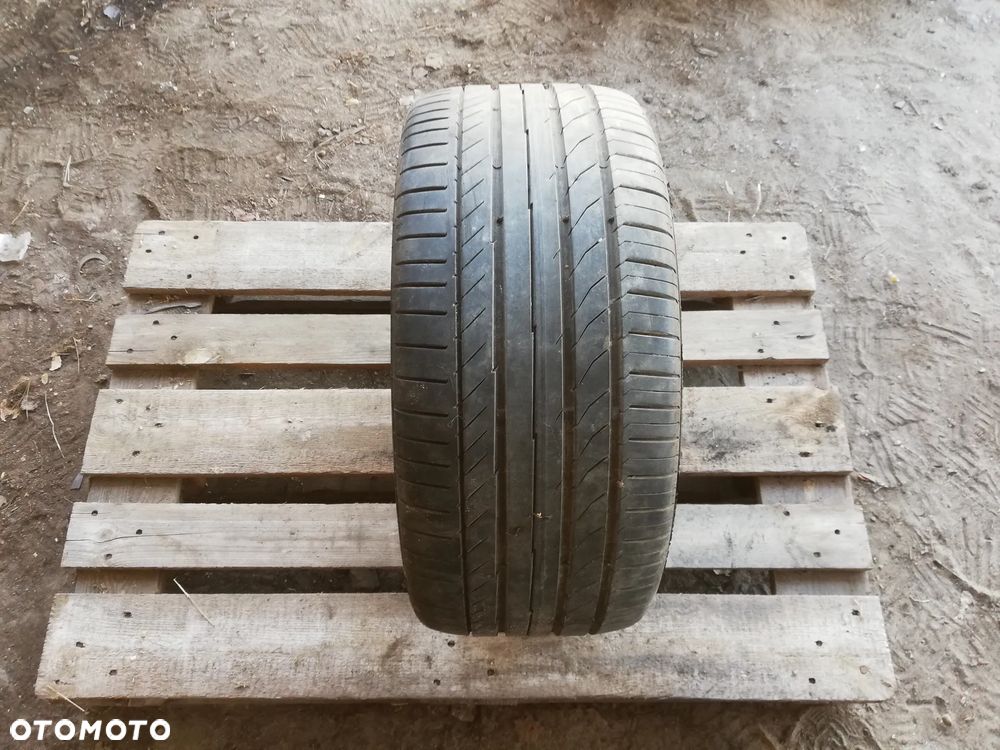 Opona letnia Continental 245/40R17 - 1