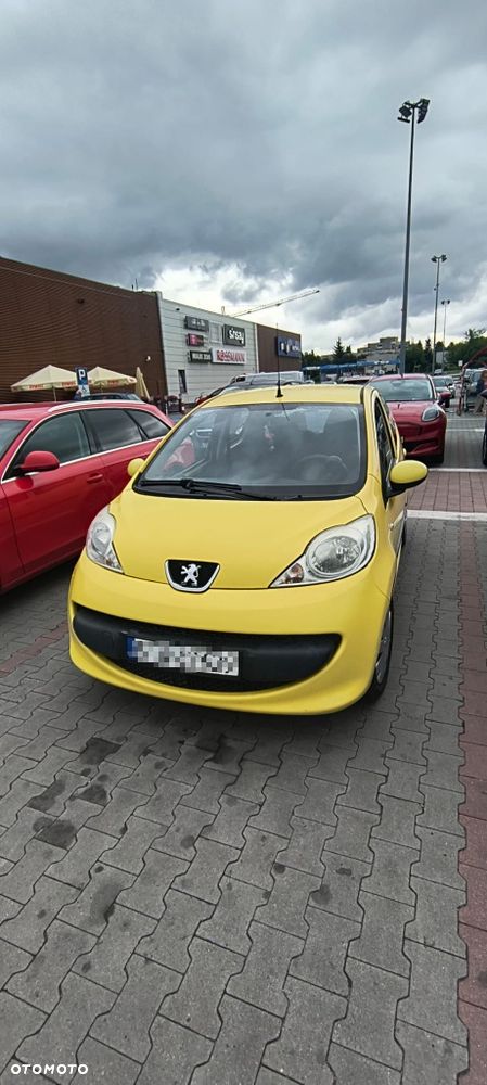 Peugeot 107 - 1