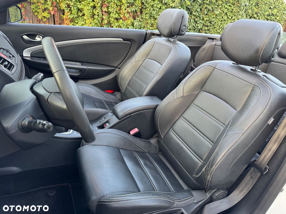 Renault Megane TCe 130 Floride Collection 2012 - 18