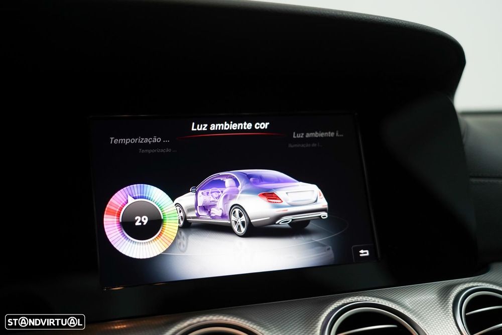 Mercedes-Benz E 220 d AMG Line - 11