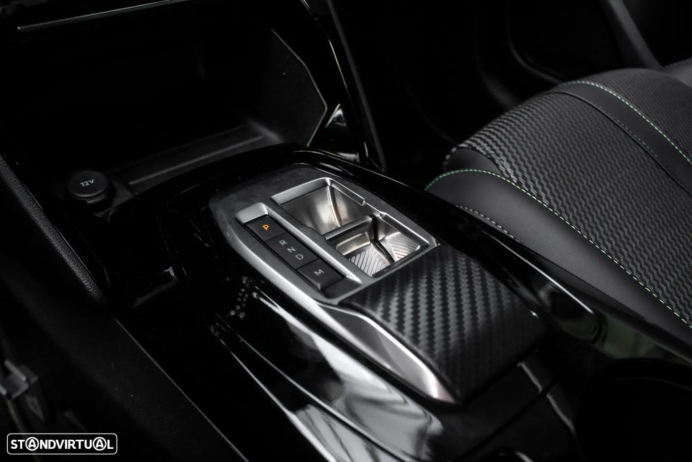 Peugeot 208 1.2 Hybrid GT e-DCS6 - 20