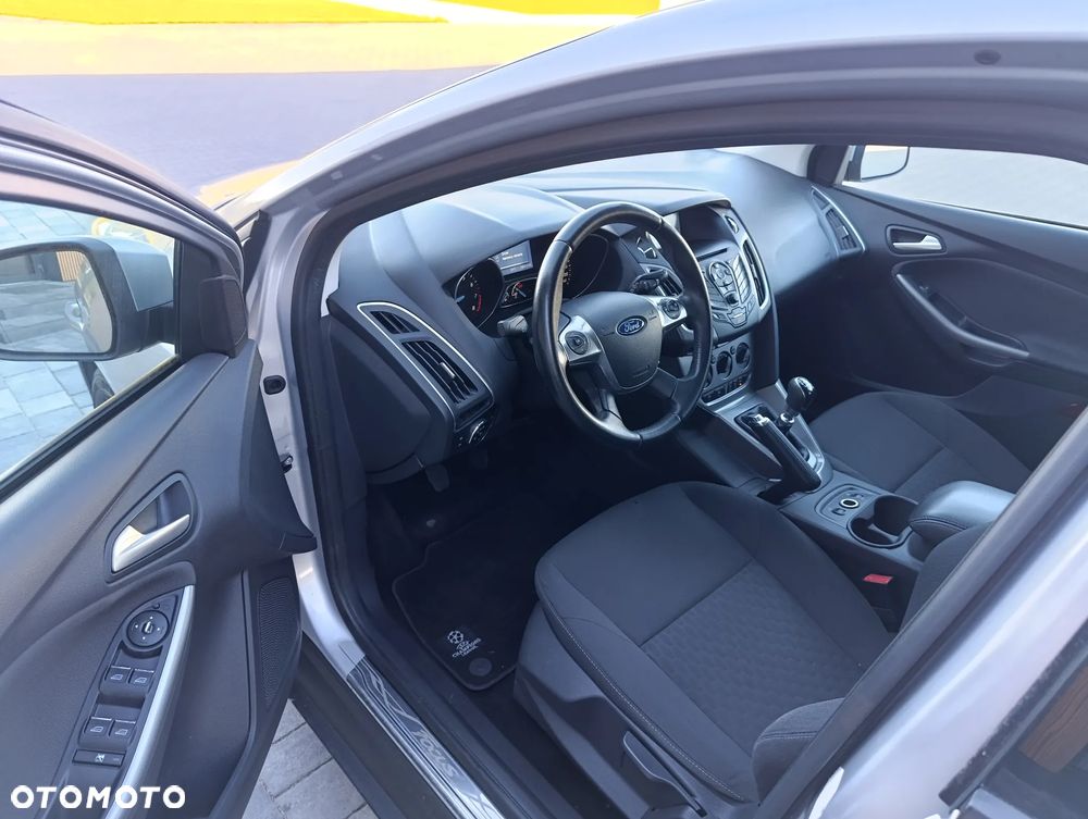 Ford Focus 1.0 EcoBoost Trend - 8